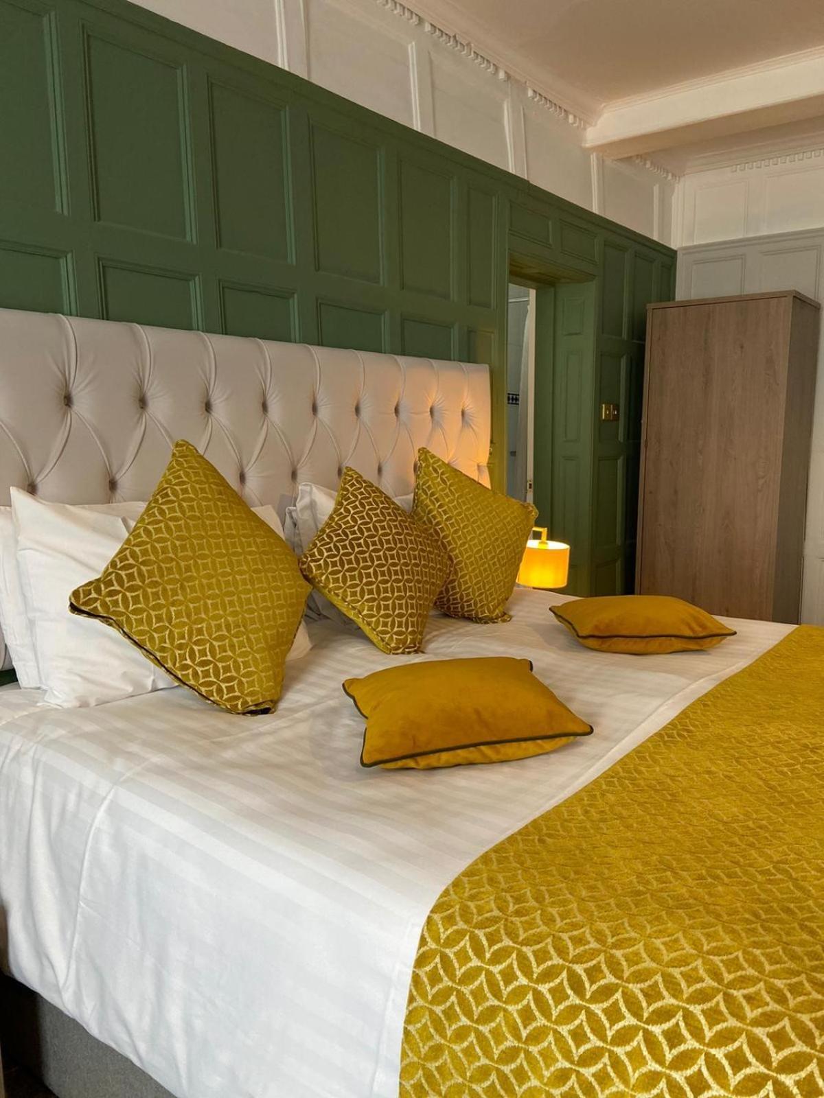 Hatherley Manor Hotel & Spa Gloucester Exterior foto