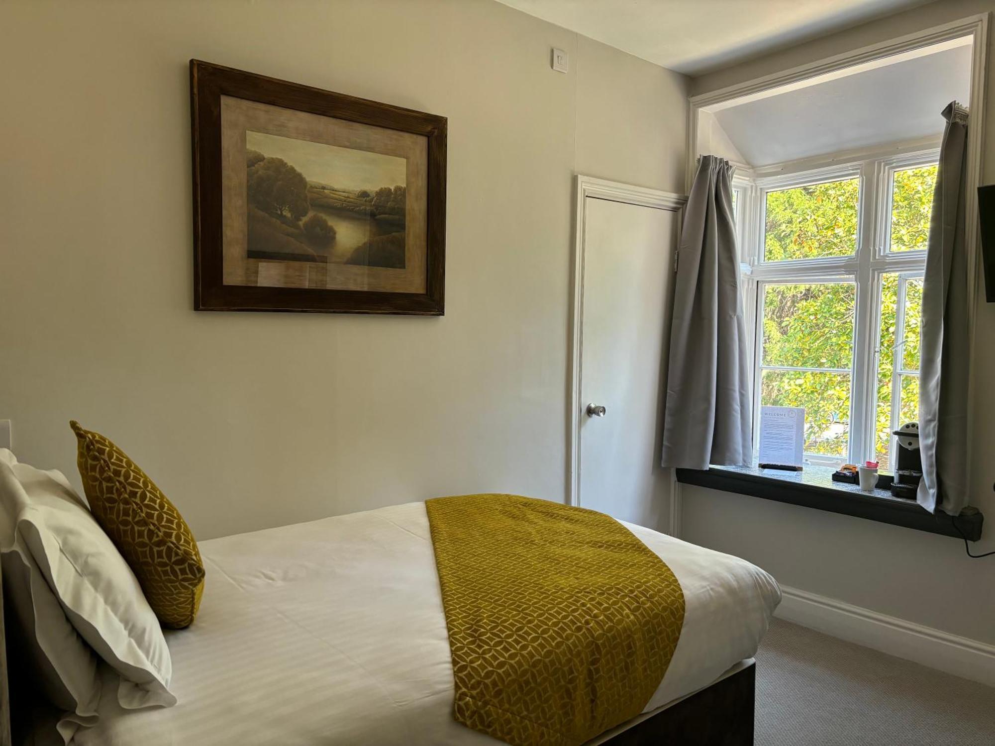 Hatherley Manor Hotel & Spa Gloucester Exterior foto